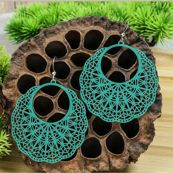 Turquoise filigree earrings stencil hollowed out earrings - Picture 1 of 3
